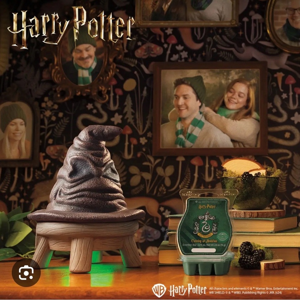 Scentsy Harry Potter Sorting Hat Warmer Wax Warmer NIB